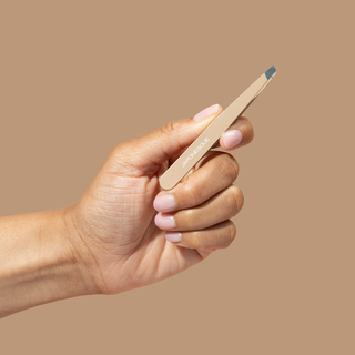 Mocha Slant Tweezer